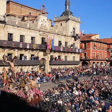 Plaza Mayor Apartamento León